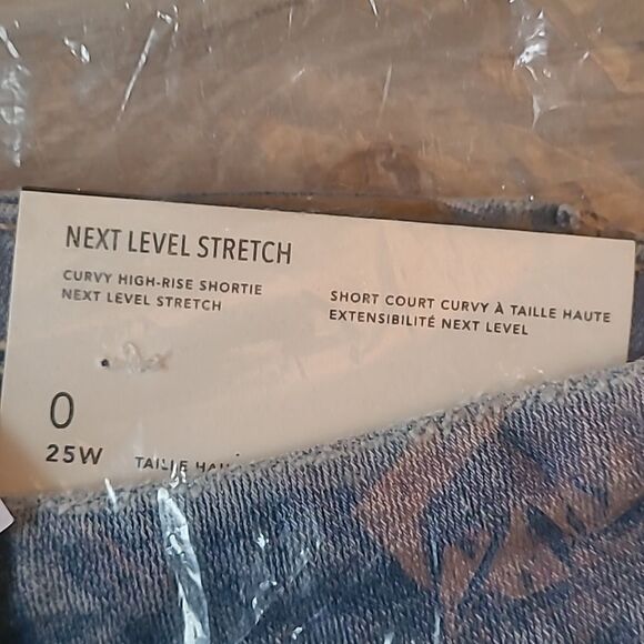 American Eagle AE Next Level Curvy High-Waisted Denim Short Size 0 NWT in packag - Picture 7 of 8